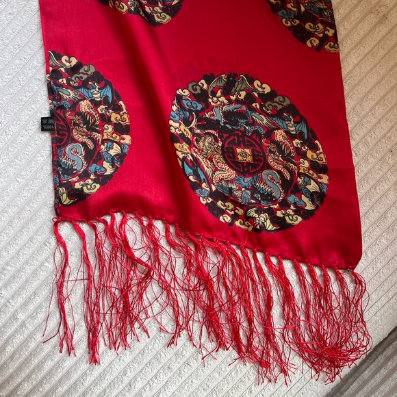 Red Patterned Scarf - Picture 2 of 6